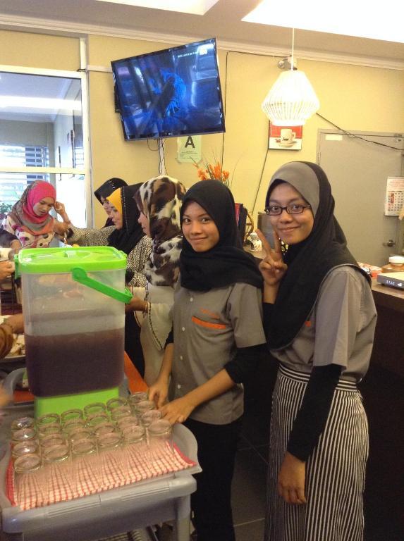 Hotel Intan Jugra Banting  Exterior photo